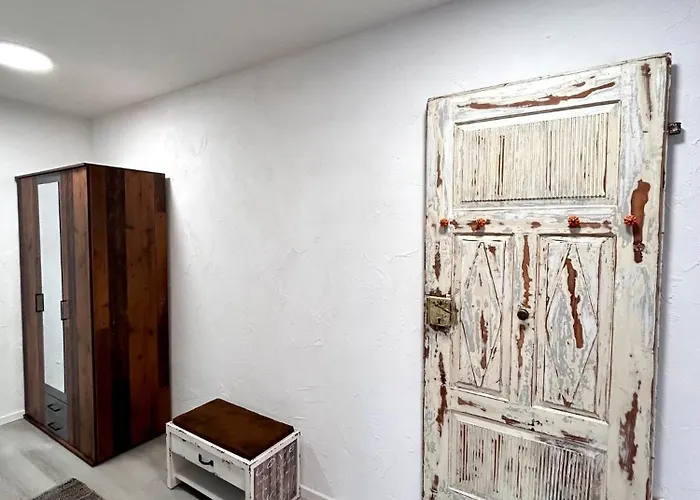 Johanna * Νάουμπουργκ